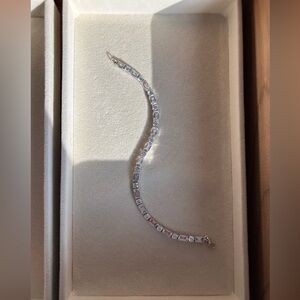 Sterling Silver Bracelet with zircon stones